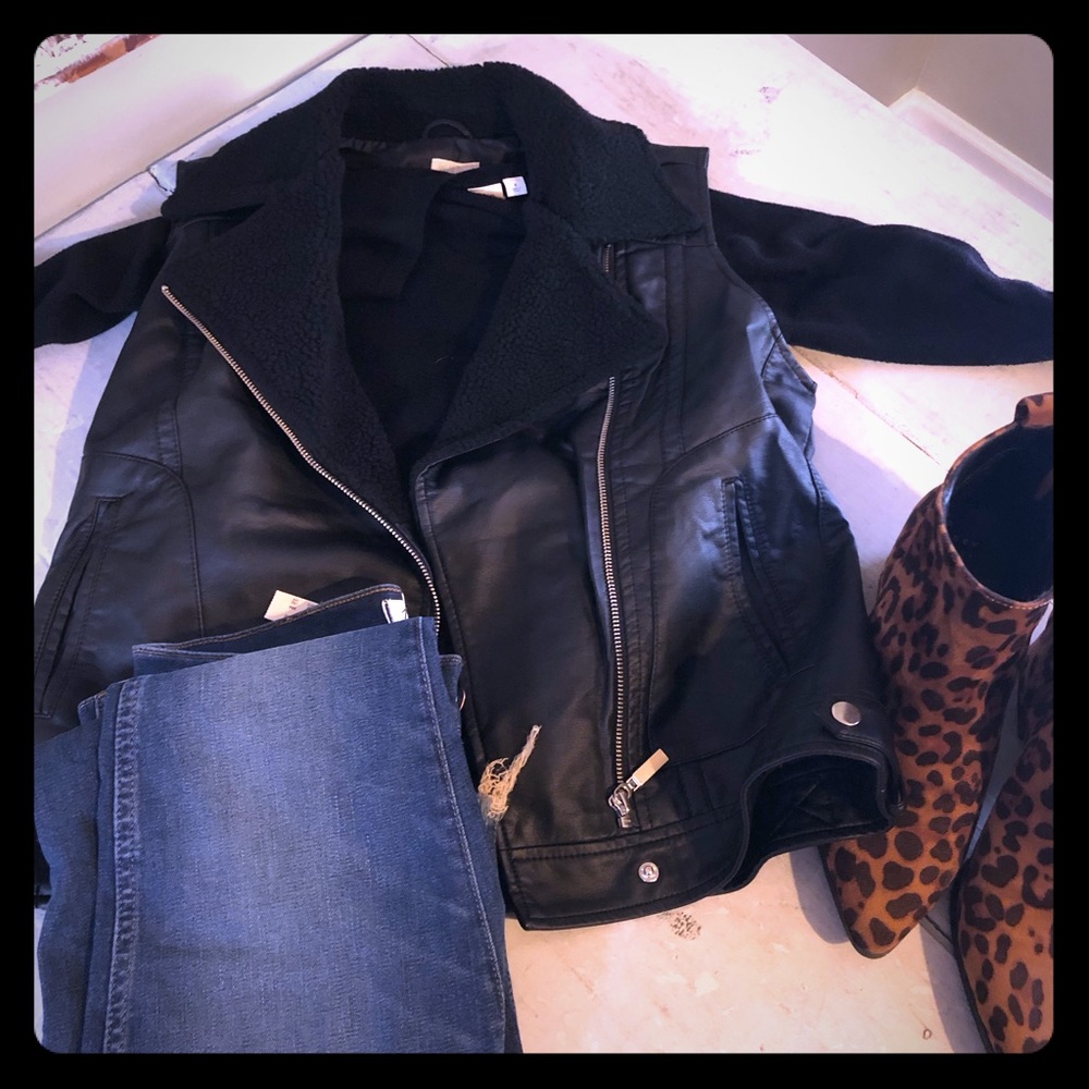 NWT Wild Pearl Faux Leather Moto Vest